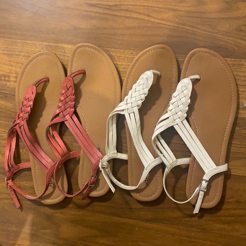 Sandals size 11